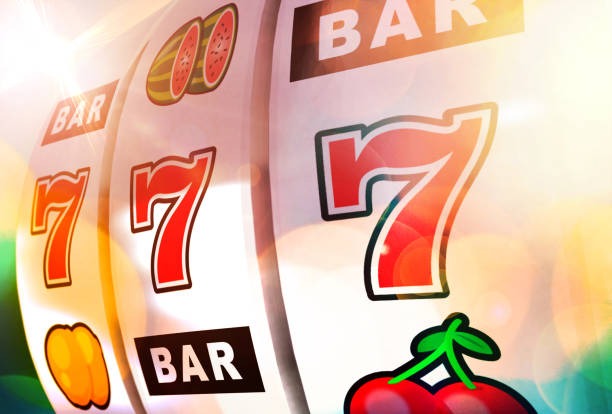 slot boss tier progression and weekly cashback structure